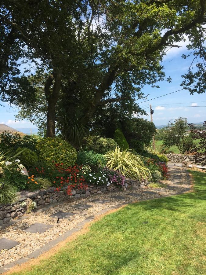 Farmstead Lodge B&B Beaufort エクステリア 写真